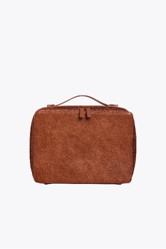 The Cosmetic Case in Maple