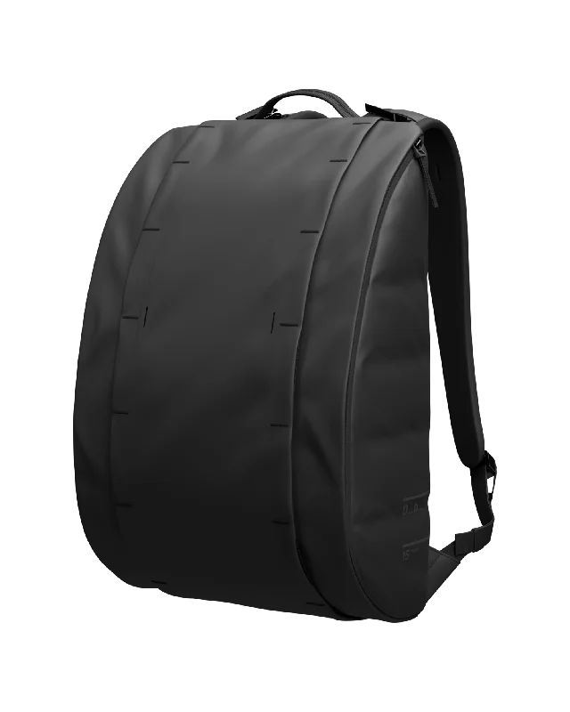 Hugger Base Backpack 15L Black Out