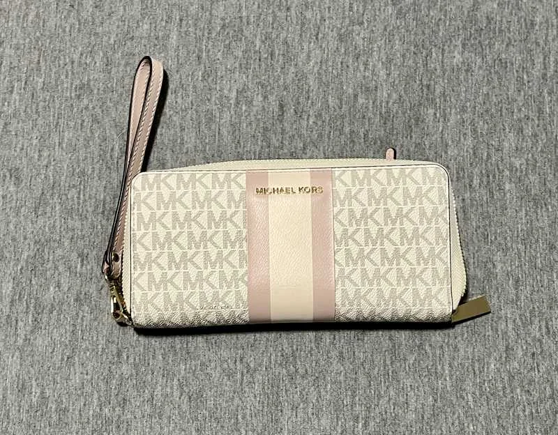 Logo Stripe Continental Wristlet