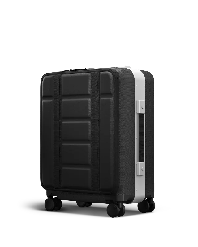 Ramverk Pro Front-access Carry-on Silver