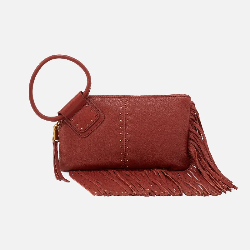 Sable Wristlet In Pebbled Leather - Rust