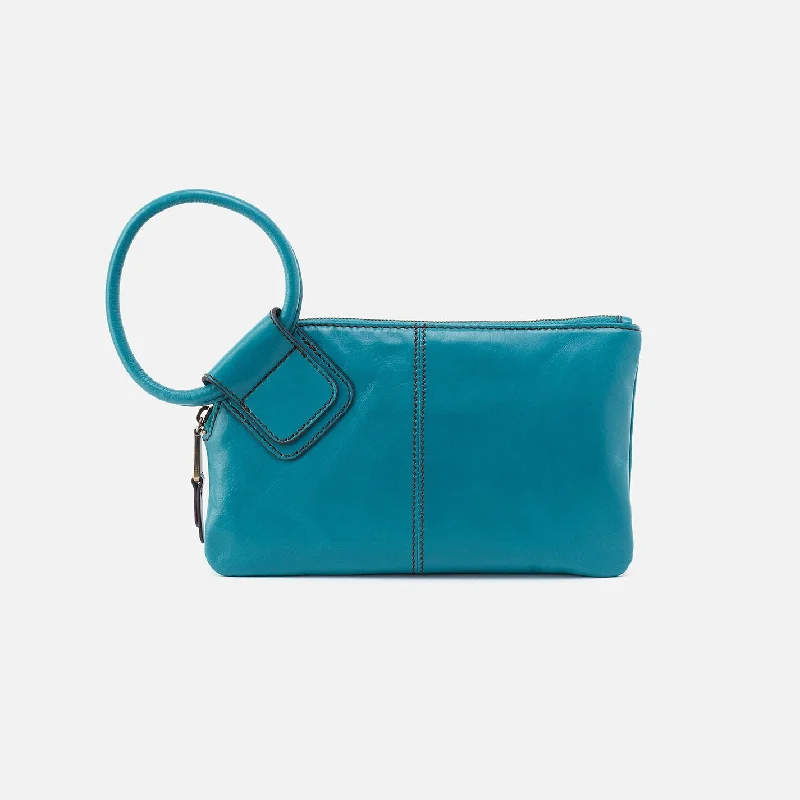 Sable Wristlet In Polished Leather - Biscayne Blue