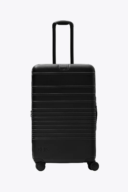 The Medium Check-In Roller in All Black