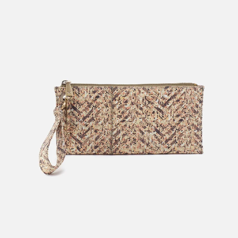 Vida Wristlet In Printed Leather - Neutral Mosaic Print